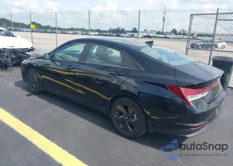 2023 Hyundai Elantra Sel z USA, uszkodzony, nr VIN 5NPLM4AG9PH101104